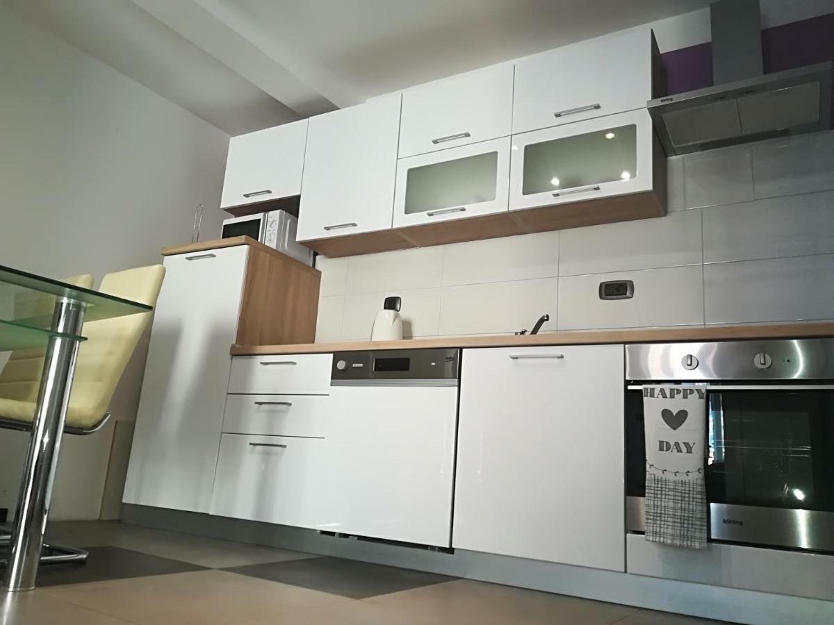 Apartman Brzovic Omis Exterior photo