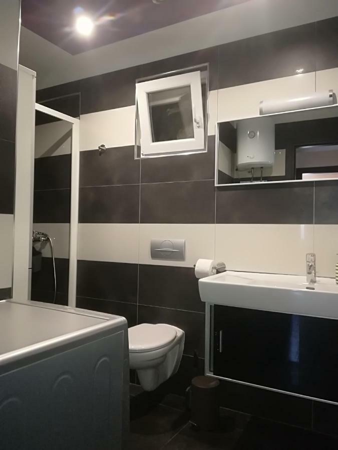 Apartman Brzovic Omis Exterior photo